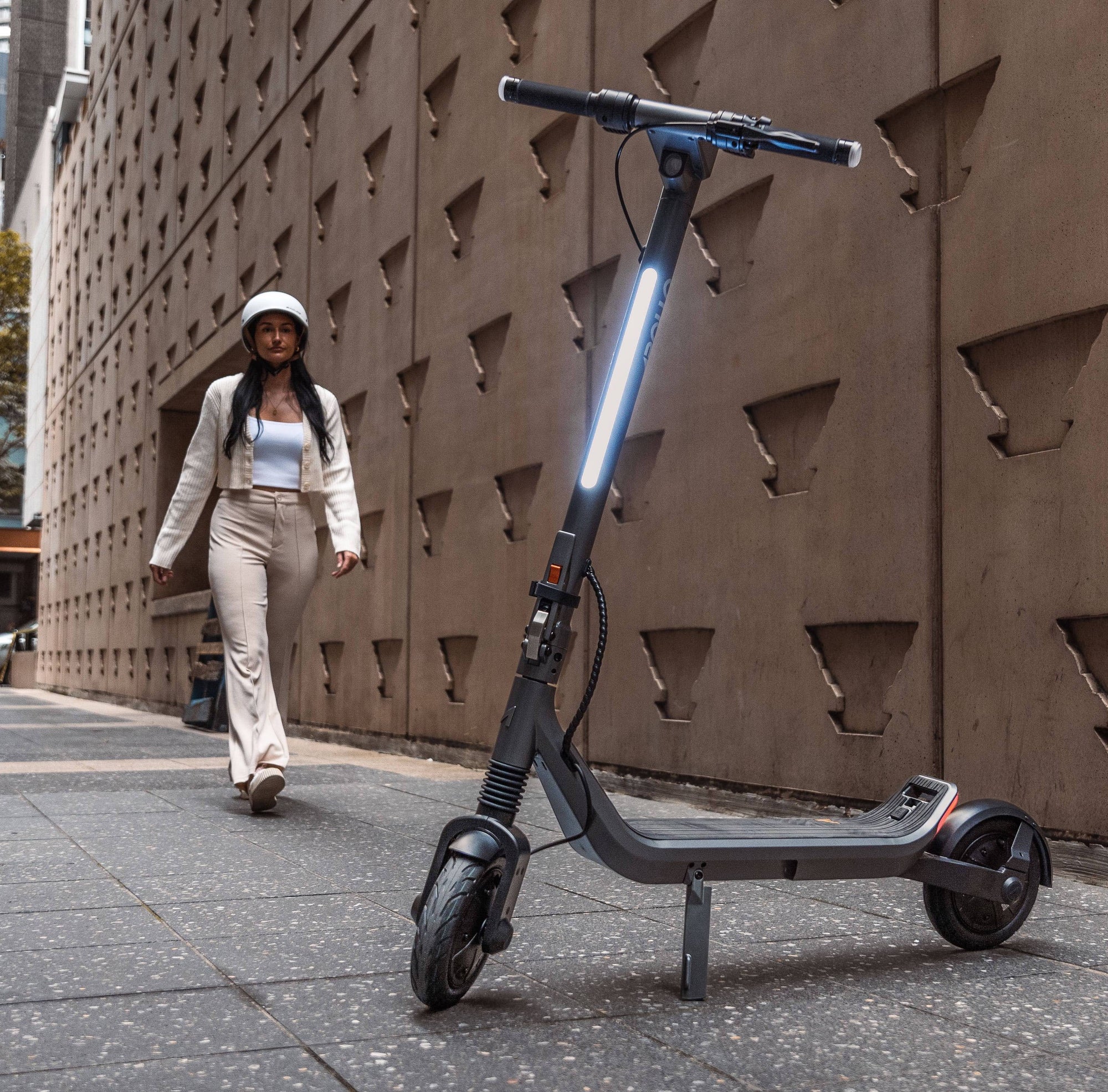 Go Electric Scooter Foldable Lightweight for Daily Urban Travel