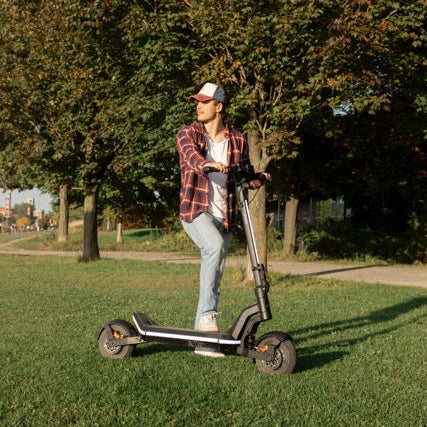 Phantom 2.0 Stellar Electric Scooter 60V Dual Motor Open Box