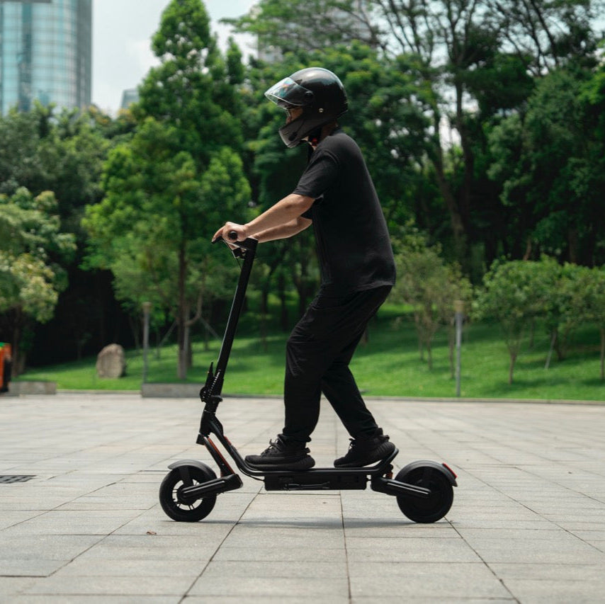 Explore 2.0 Foldable Electric Commuter Scooter Open Box Refurbished