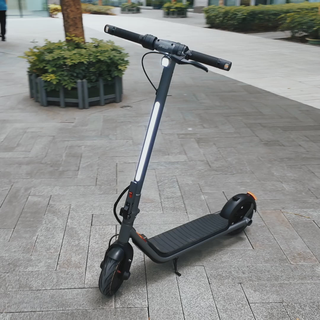 Dash Electric Commuter Scooter 21 mph Top Speed