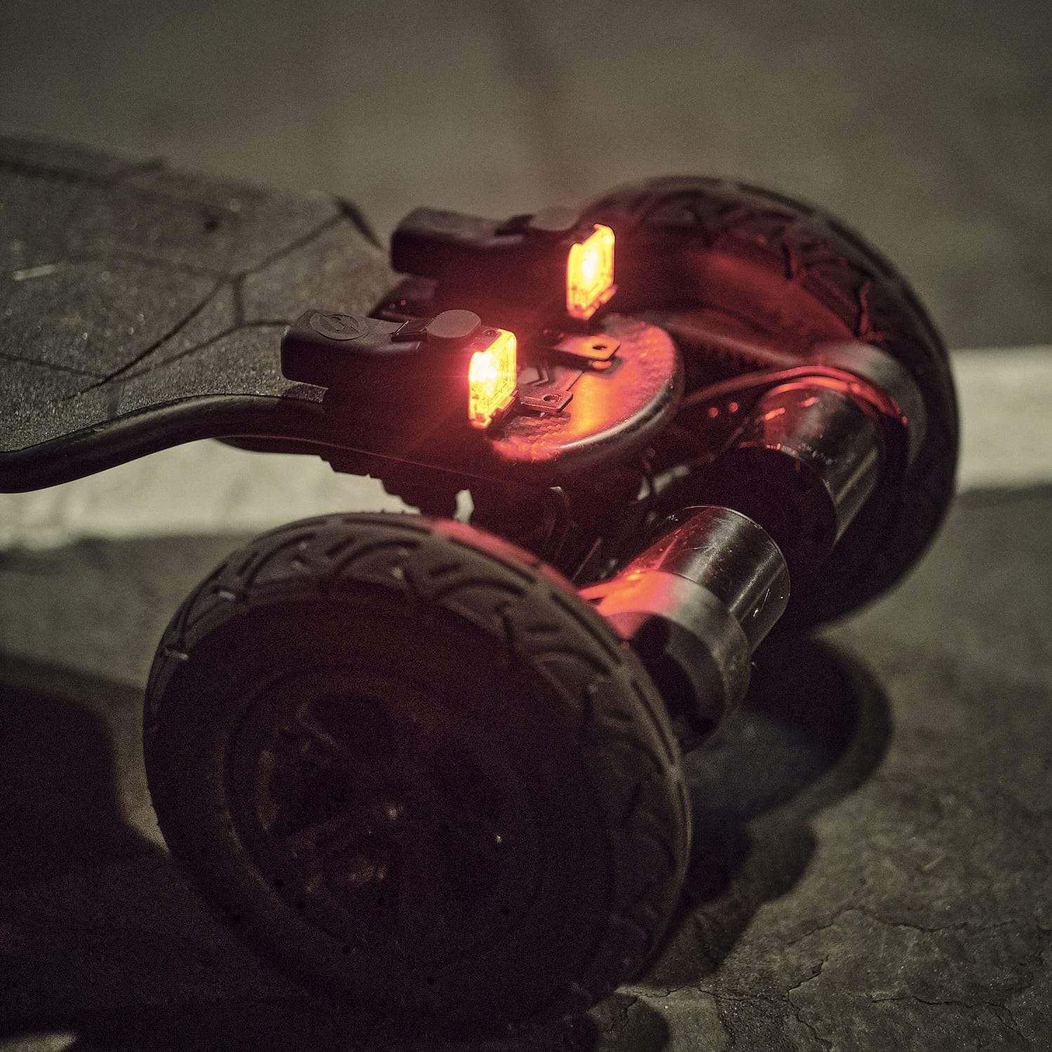 SKATEBOARD TAIL LIGHTS