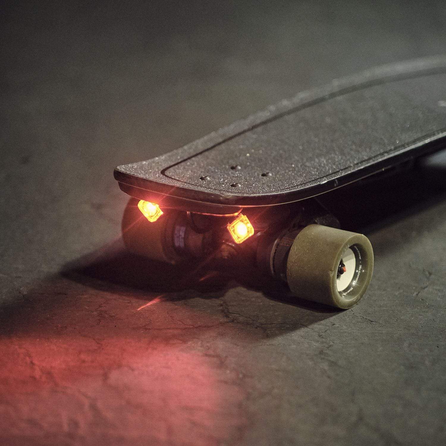 SKATEBOARD TAIL LIGHTS